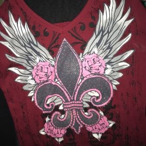 Maroon graphic T-shirt